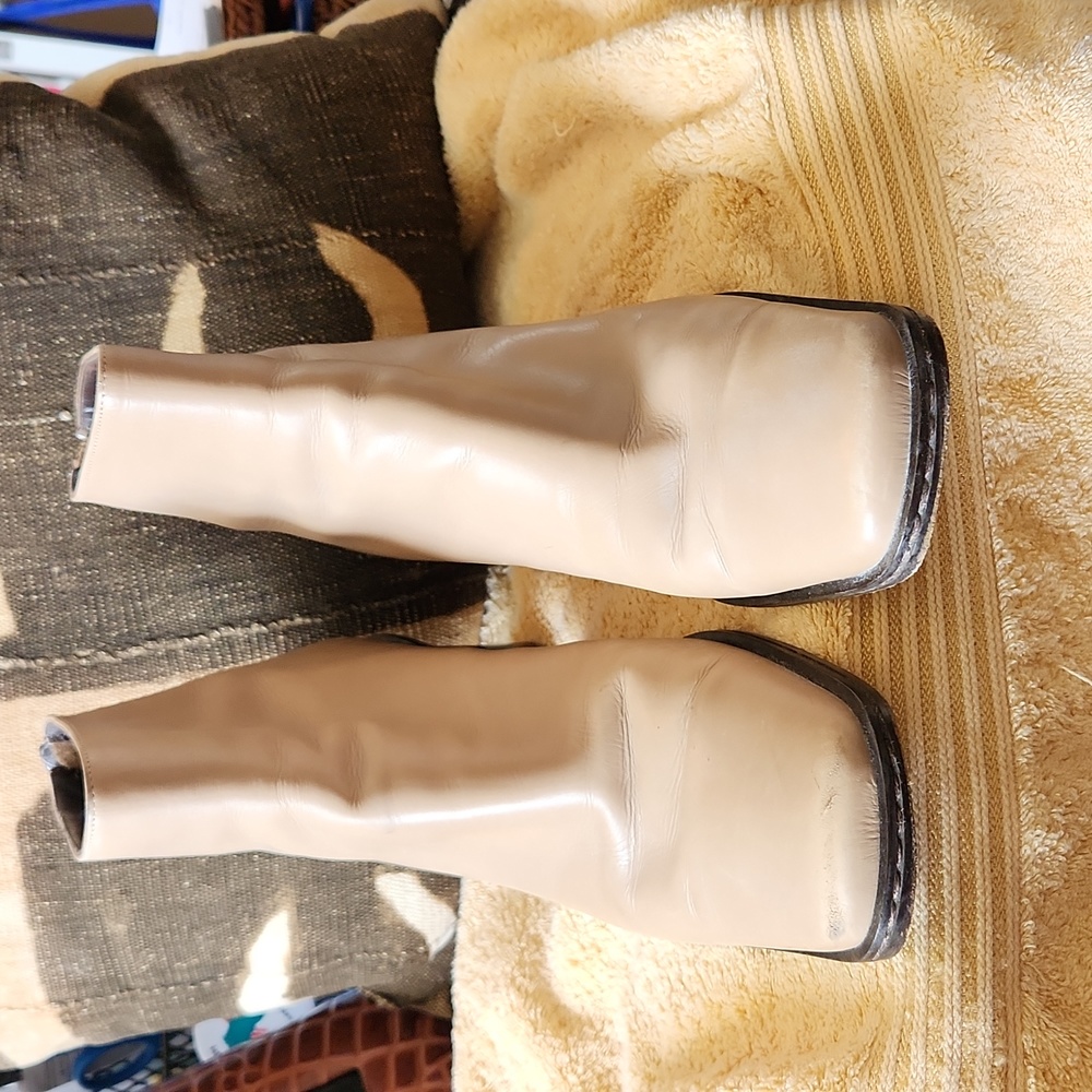 Via Spiga leather ankle boots, tan size 9